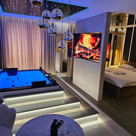 Masarska 8 Vip Apartamenty Jacuzzi Краків Екстер'єр фото