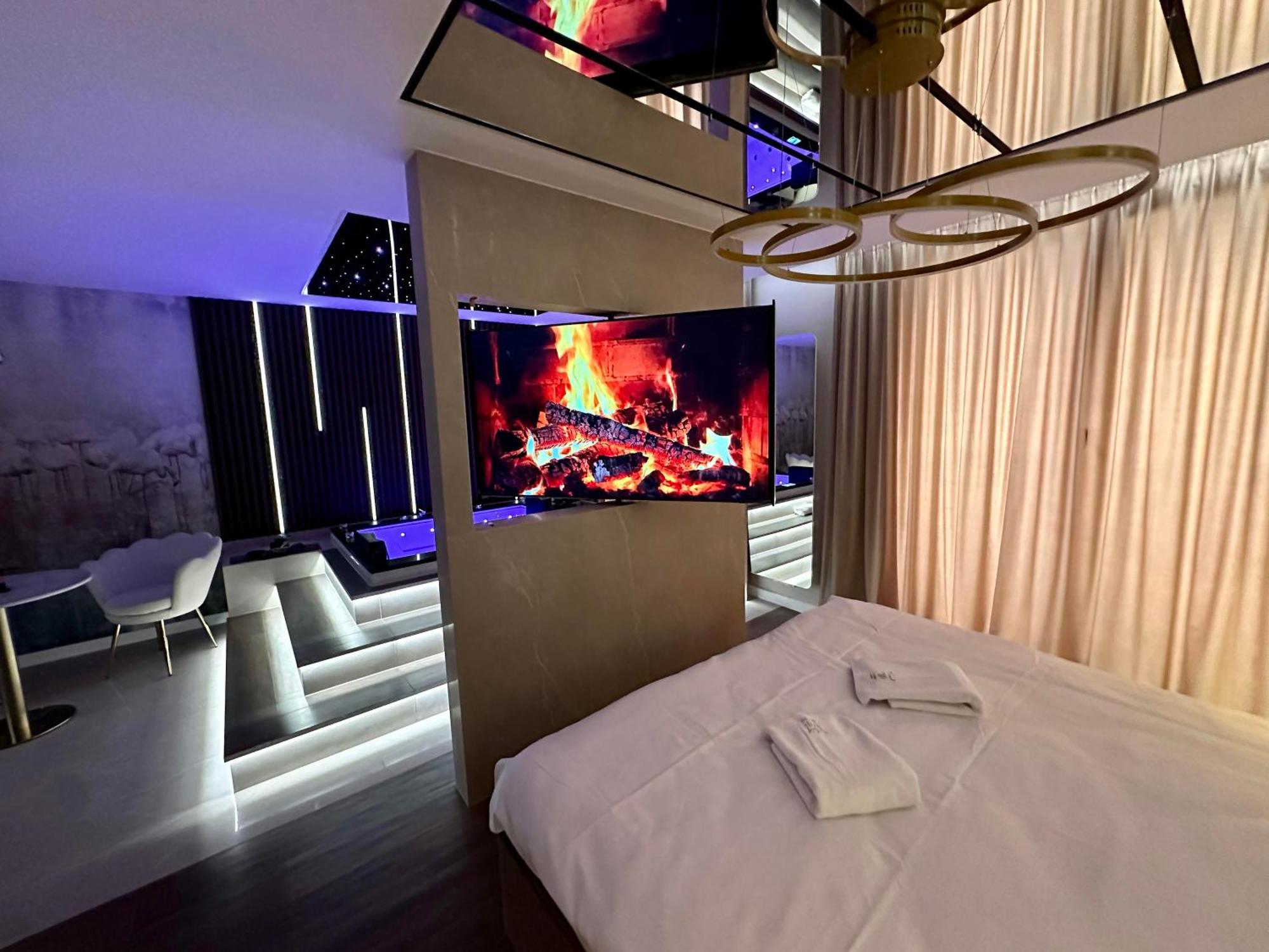 Masarska 8 Vip Apartamenty Jacuzzi Краків Екстер'єр фото